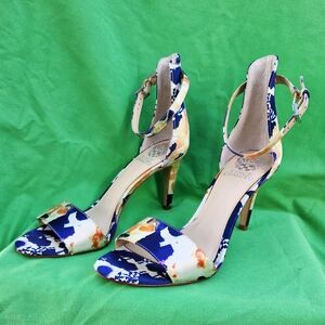 Vince Camuto Women Ankle Strap Heel 9.M Blue Orange VC Court Floral